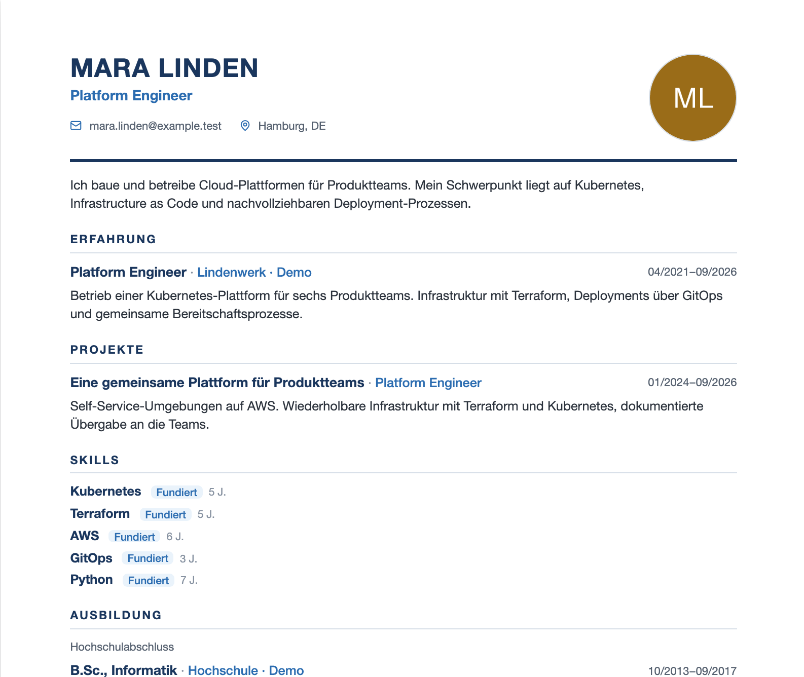 Lebenslauf-Vorschau von Mara Linden mit Berufserfahrung, Projekten und Skills im Aptora-Editor.